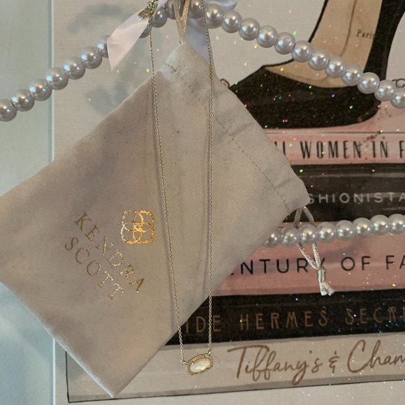 Kendra Scott Jewelry - Kendra Scott Necklace